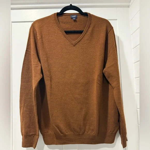 J. Crew Men's V-Neck Sweater - Picture 1 of 4